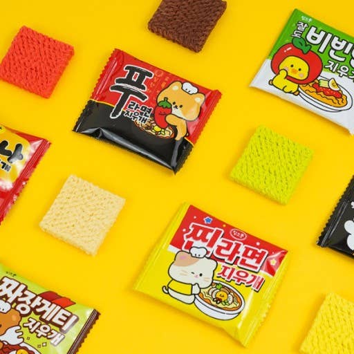 K -Ramen Shape Earaser (Random)
