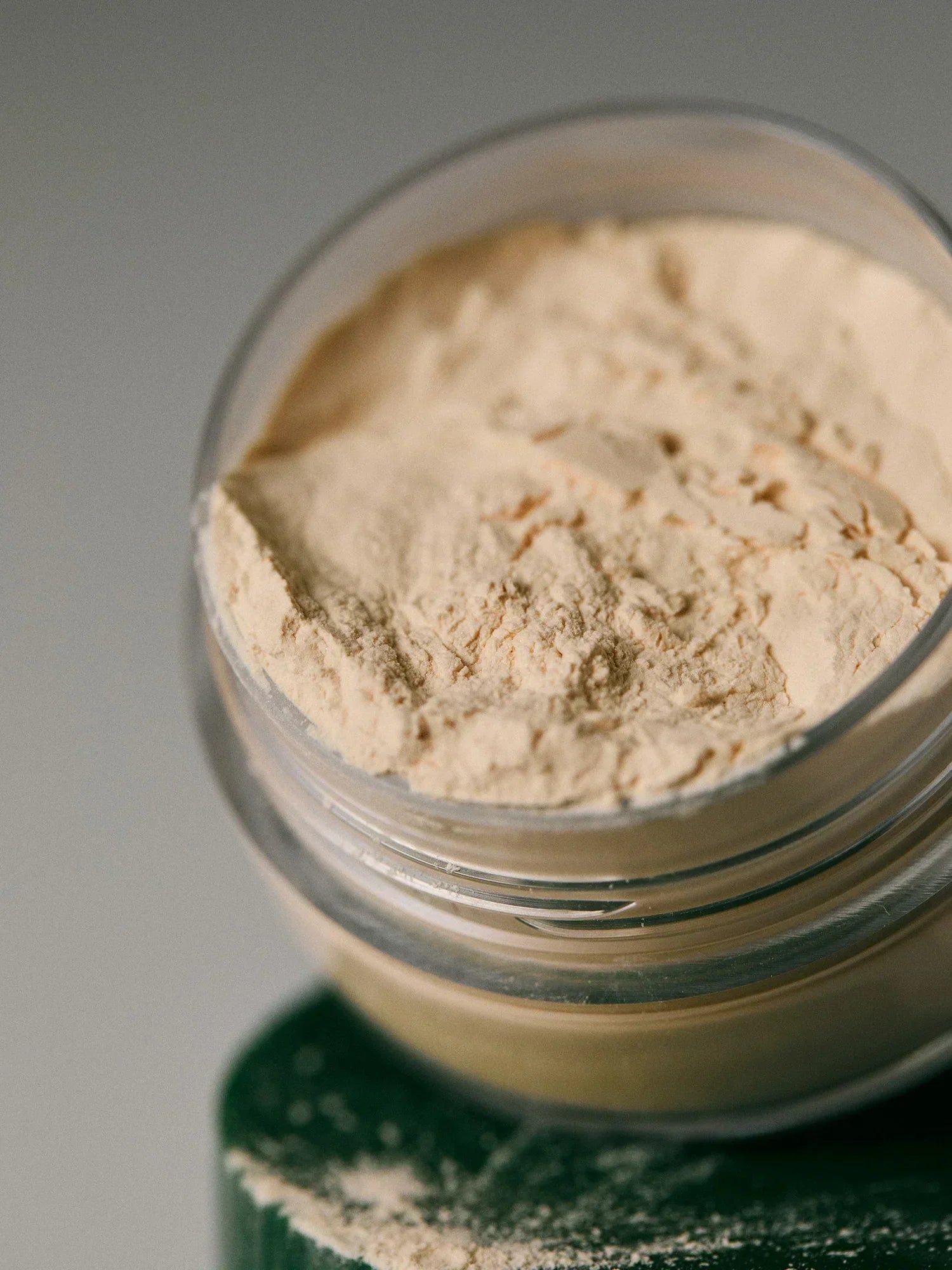 Aromatica Dry Shampoo Powder: Rosemary